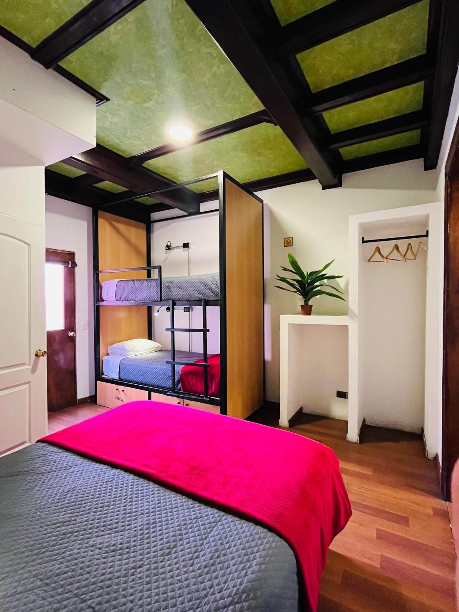 Enjoy Hostel Santiago Kültér fotó